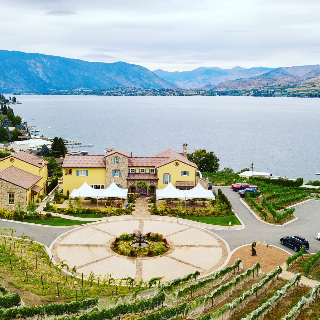 Exterior overhead shot of Siren Song Wines, a Washington Winery wedding venue.
